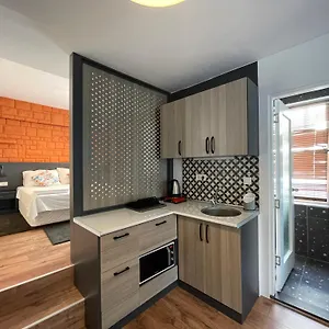 Otel Cabbana Lara