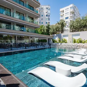 Hotel Awen Lara