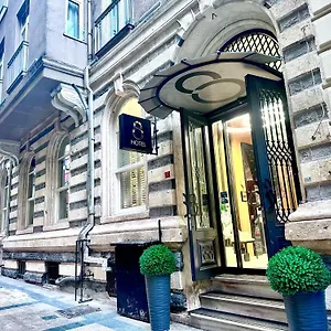 Misafir 8 Hotel Istanboel