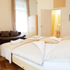 https://westend-minihotel.inbudapesthotels.com