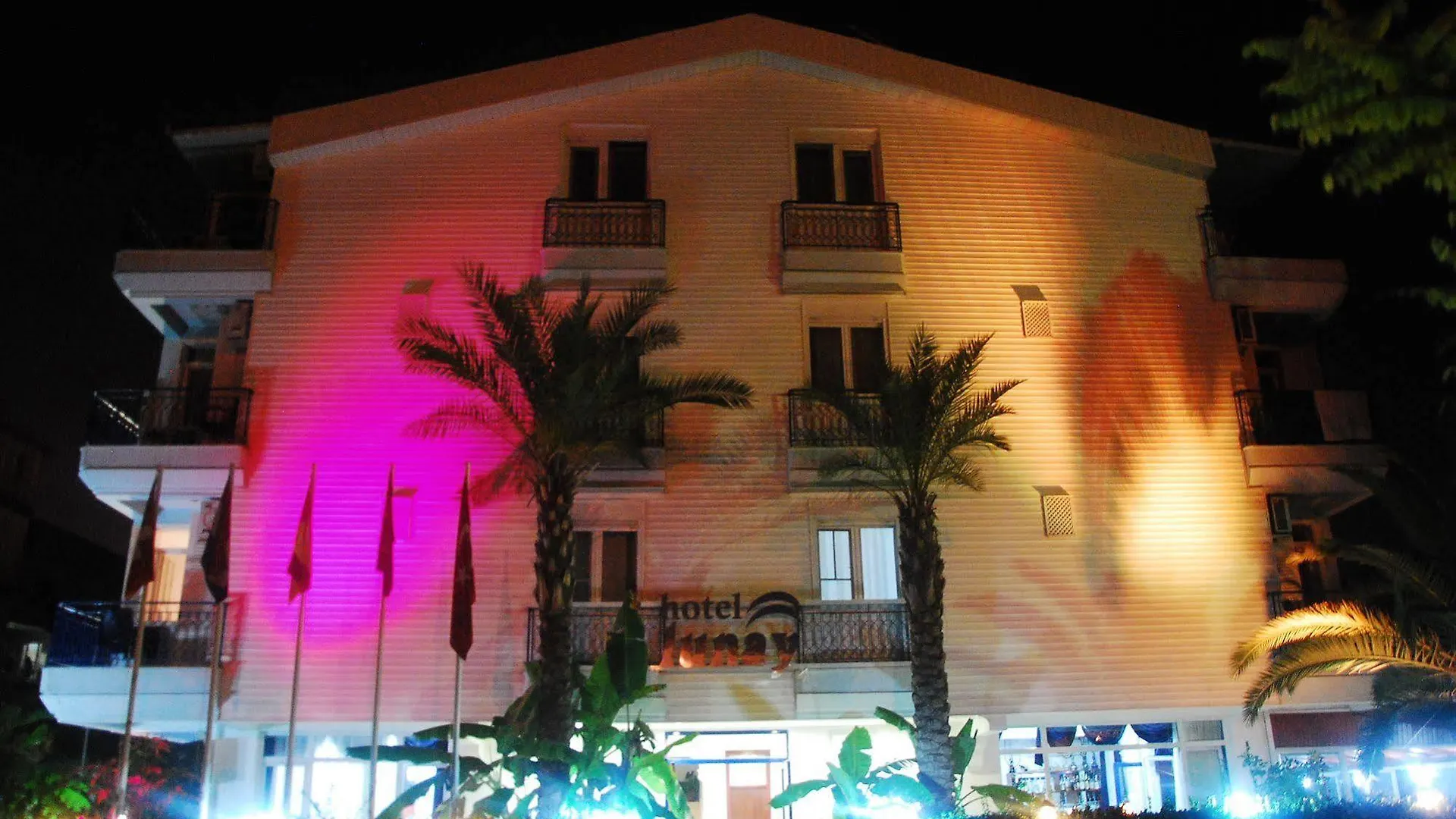 Hotel Lunay Antalya 2*,